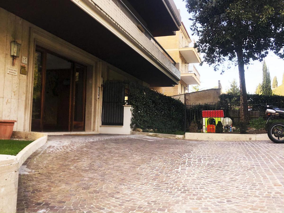 Vatican Green Holidays House โรม ภายนอก รูปภาพ