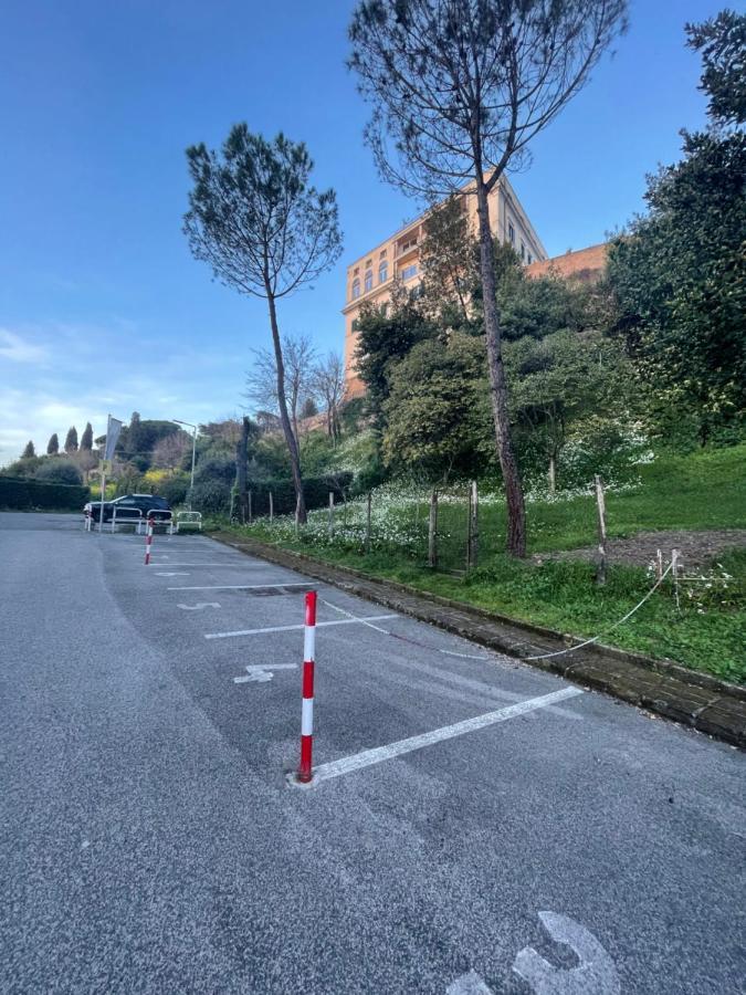 Vatican Green Holidays House โรม ภายนอก รูปภาพ